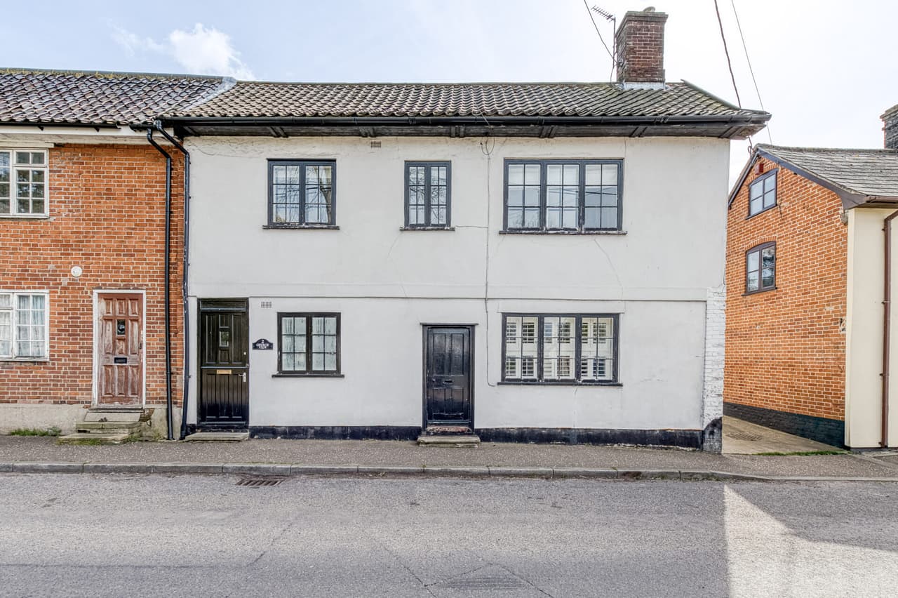 The Street, Dickleburgh