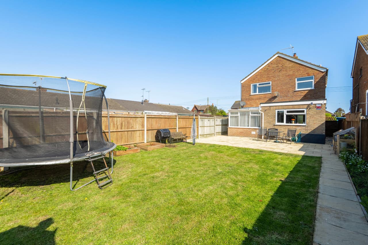 Field Lane, Kessingland