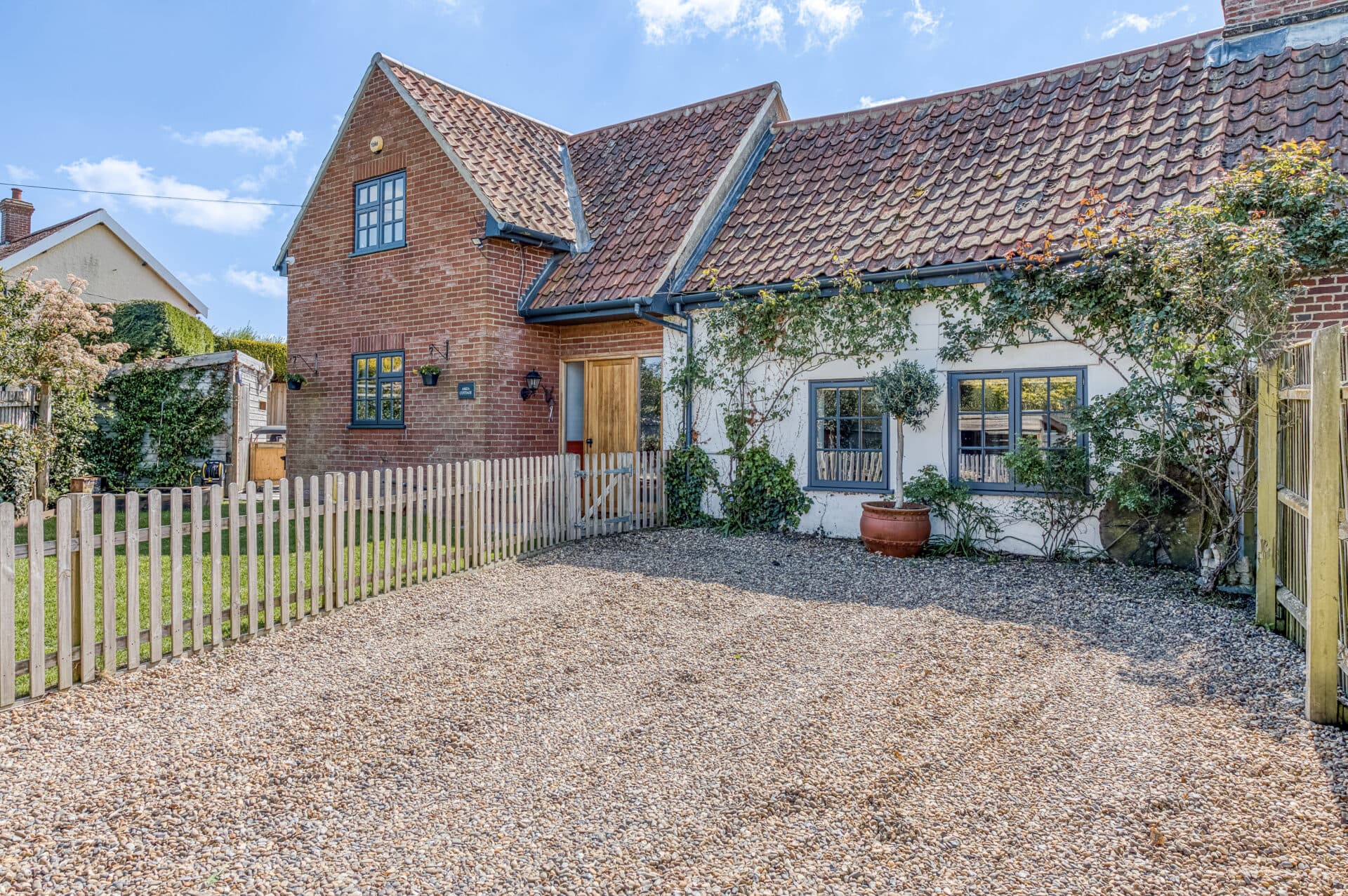 Swardeston Lane, East Carleton