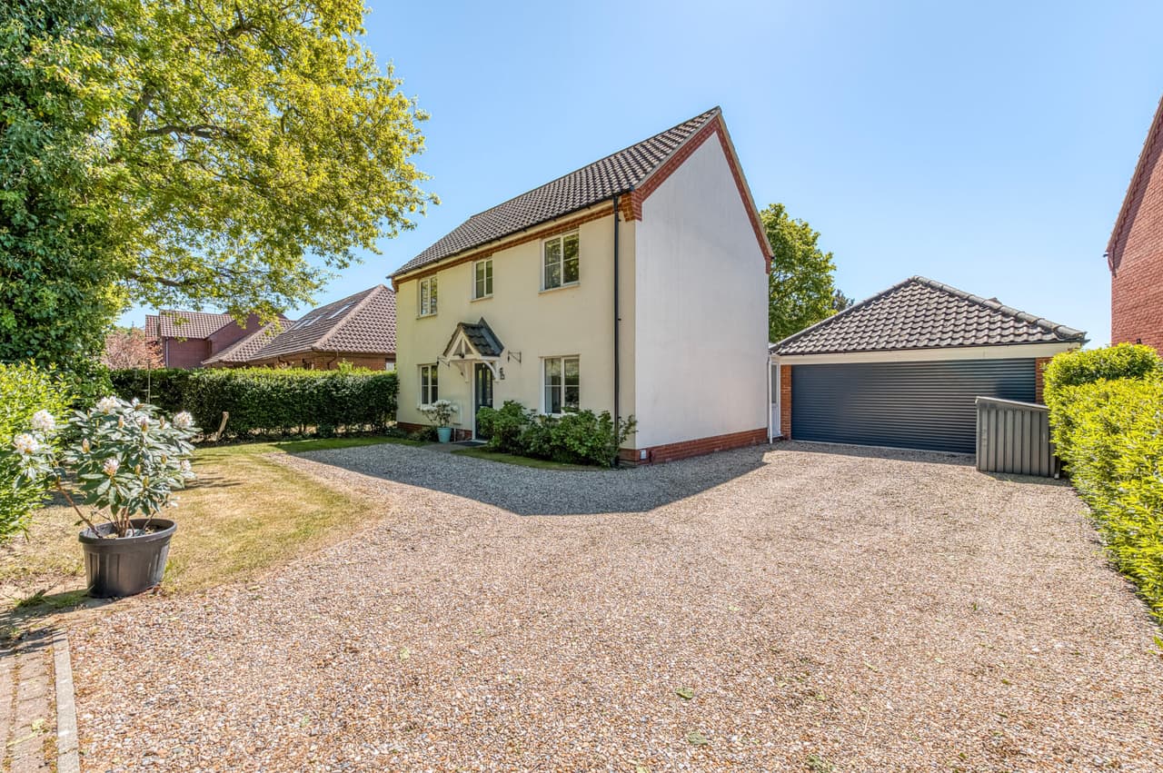 Roydon Road, Diss