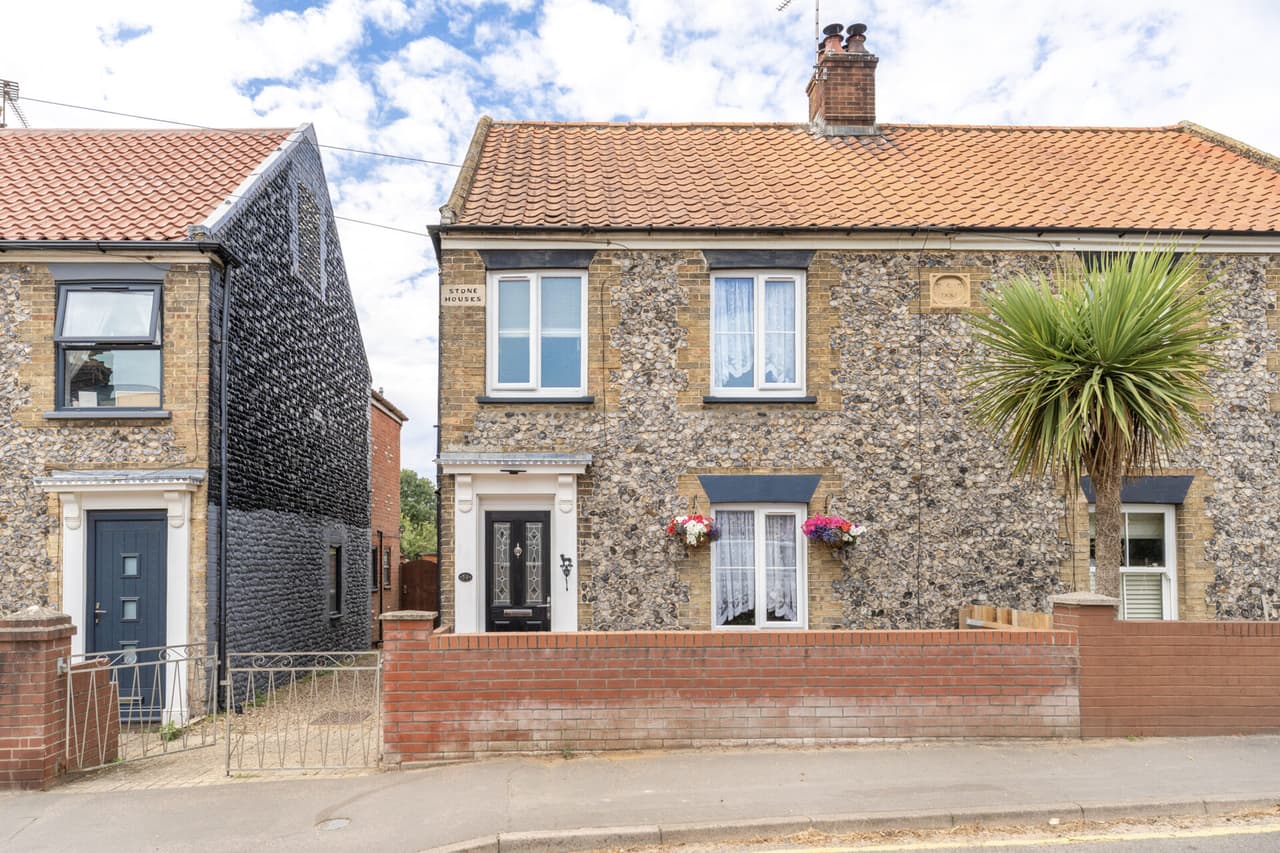 Black Street, Martham