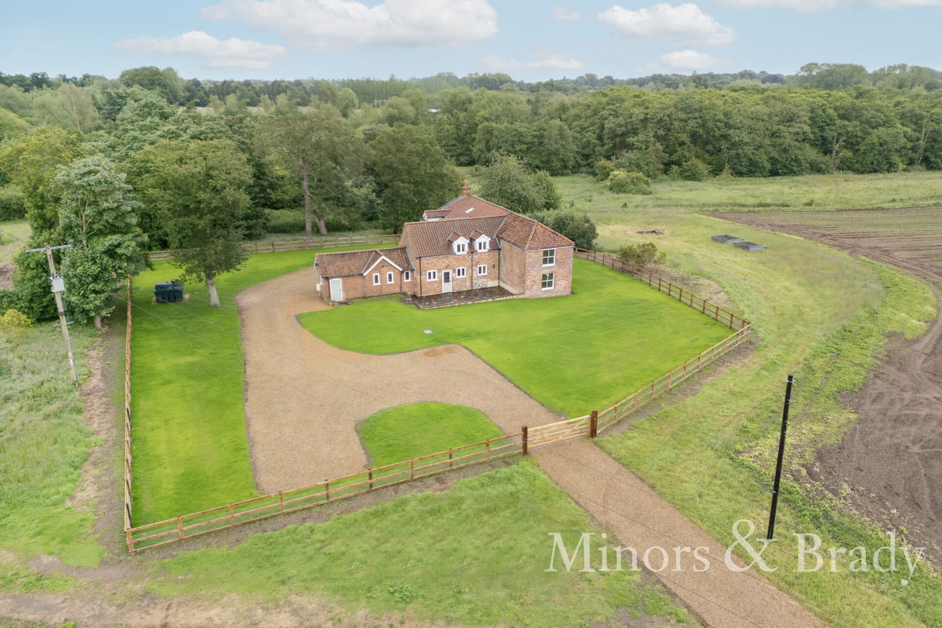 Largate, Horstead, NR12