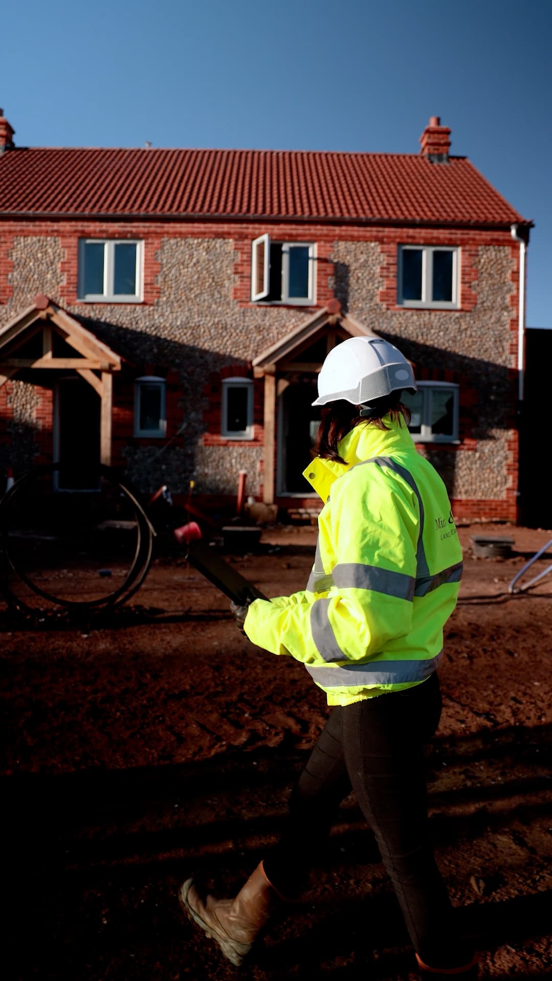  Land & New Homes