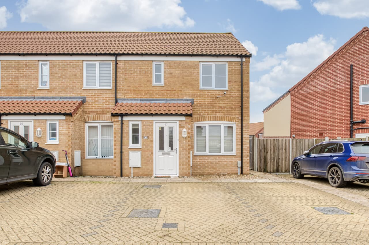 Harrier Way, Diss