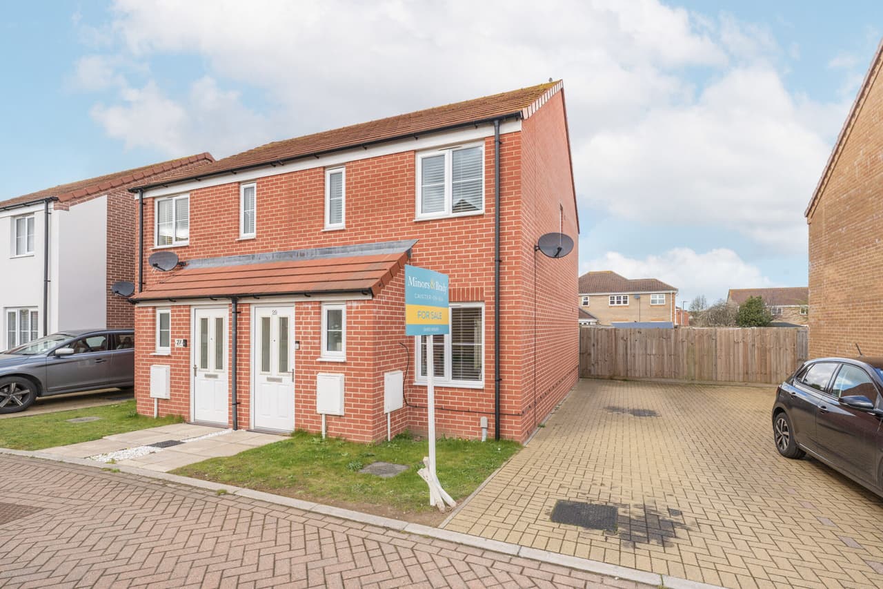 Adams Drive, Bradwell