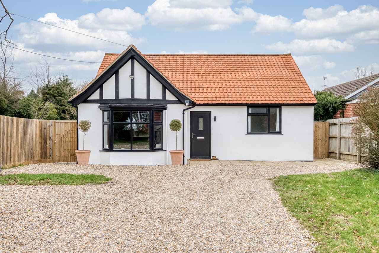 Pound Hill, Bacton