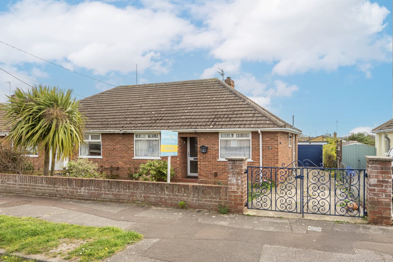 Highland Way, Oulton Broad South