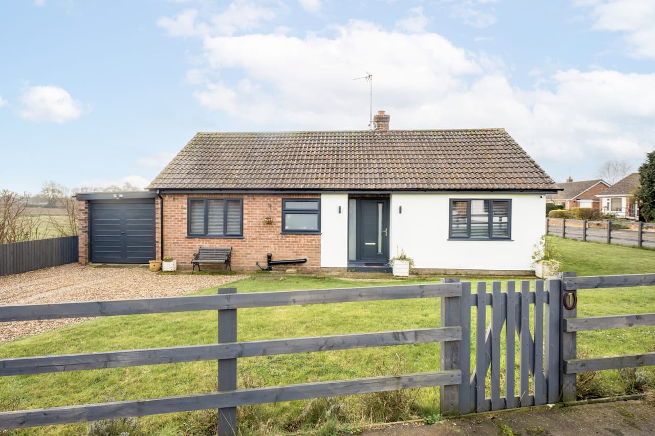 St. Andrews Way, Necton