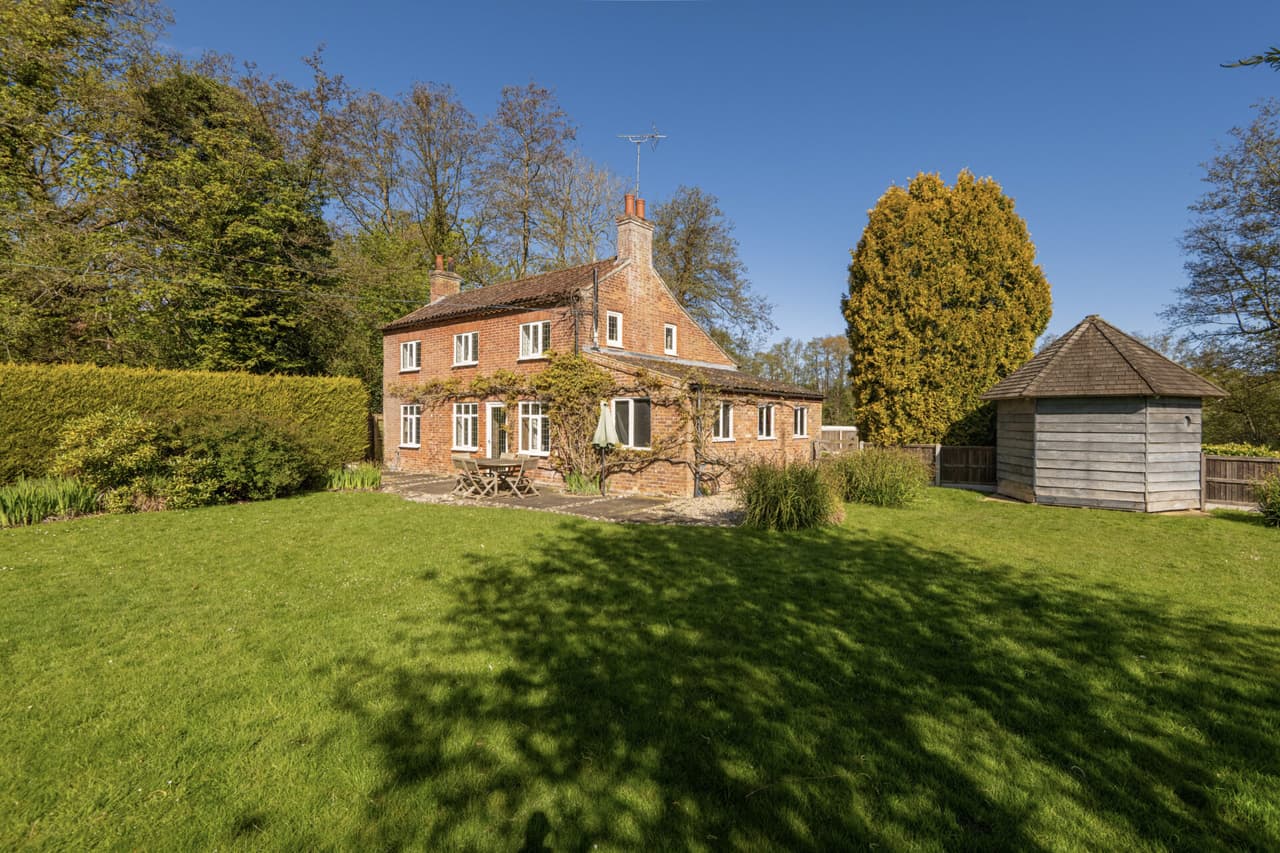 Hall Road, Irstead