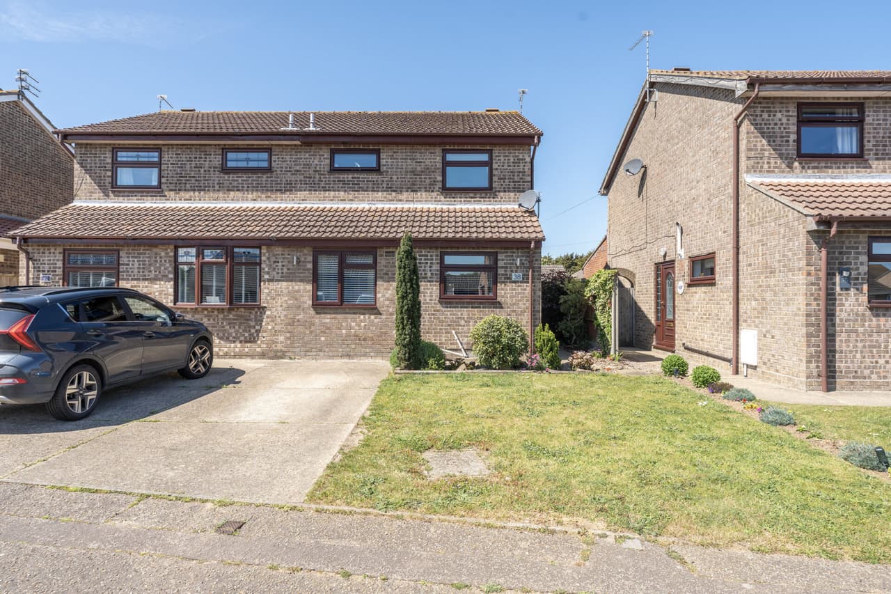 Lark Way, Bradwell