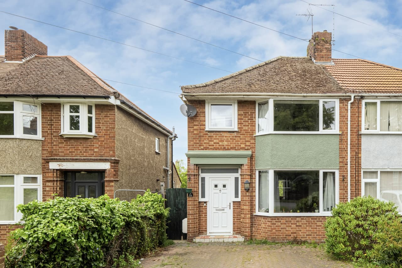 Dell Road, Oulton Broad South