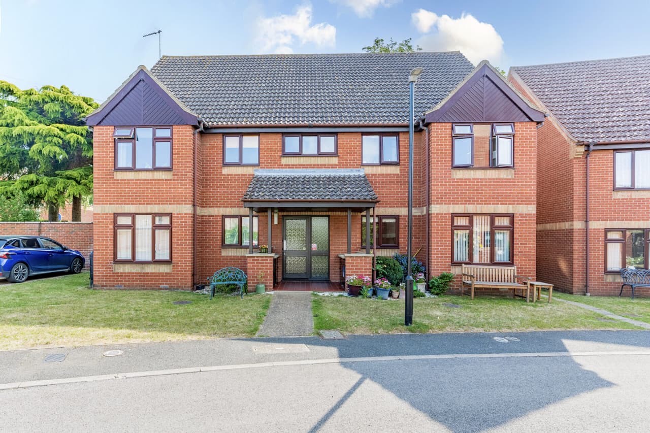 Parkside Court, Diss