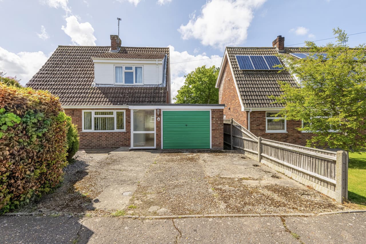 Deepdale Avenue, Martham