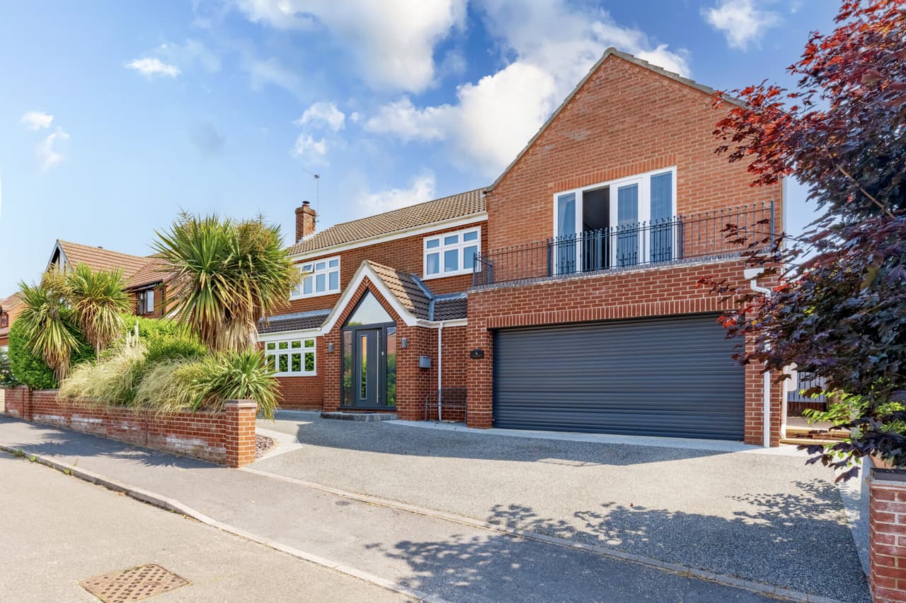 Villarome, Caister-On-Sea