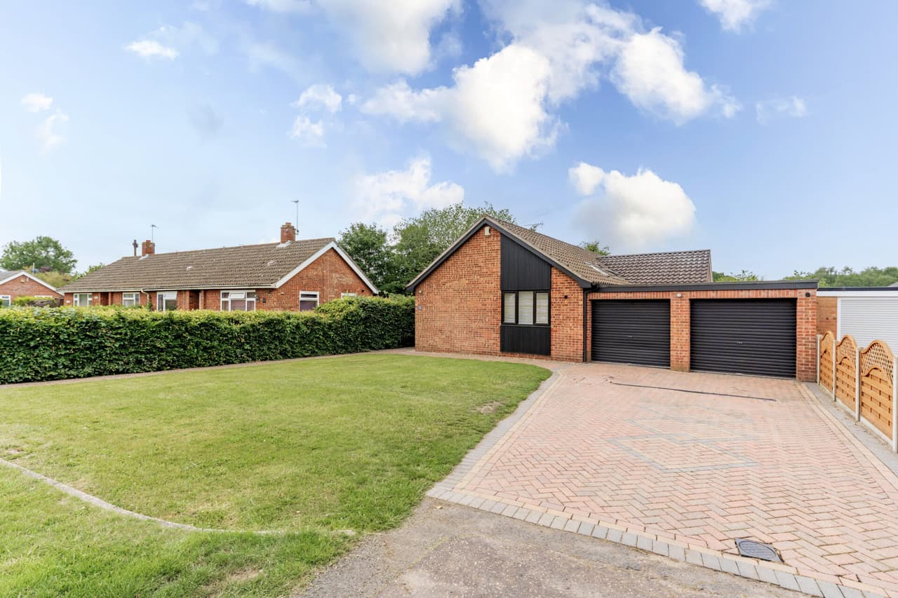Holt Road, Horsford