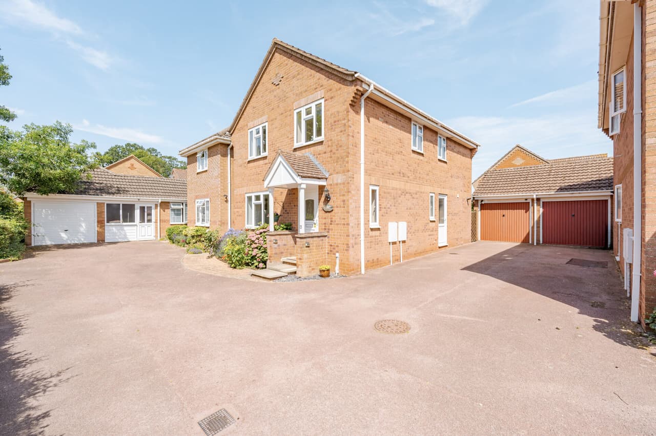 Appletree Lane, Roydon