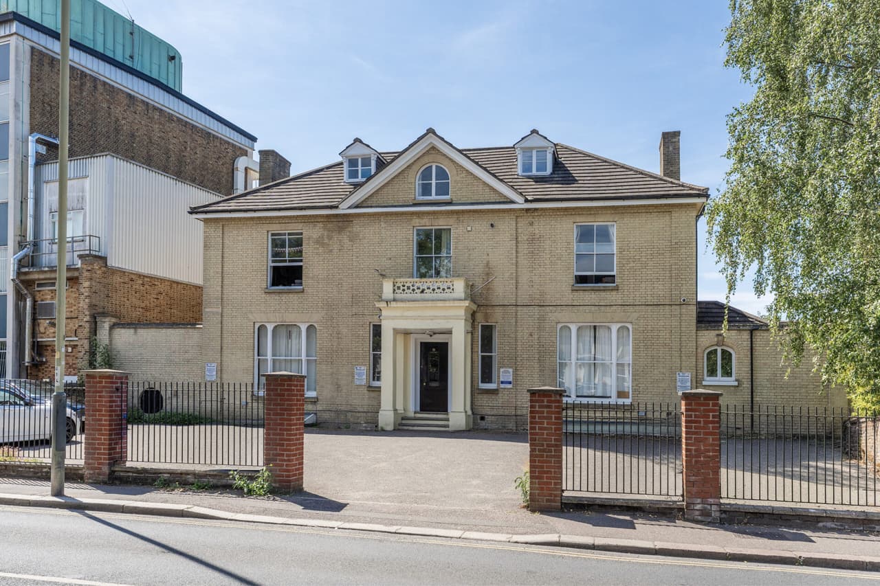 Thorpe Road, Thorpe Hamlet Lodge