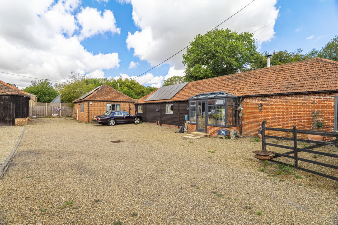 Weston Hall Road, Weston Longville
