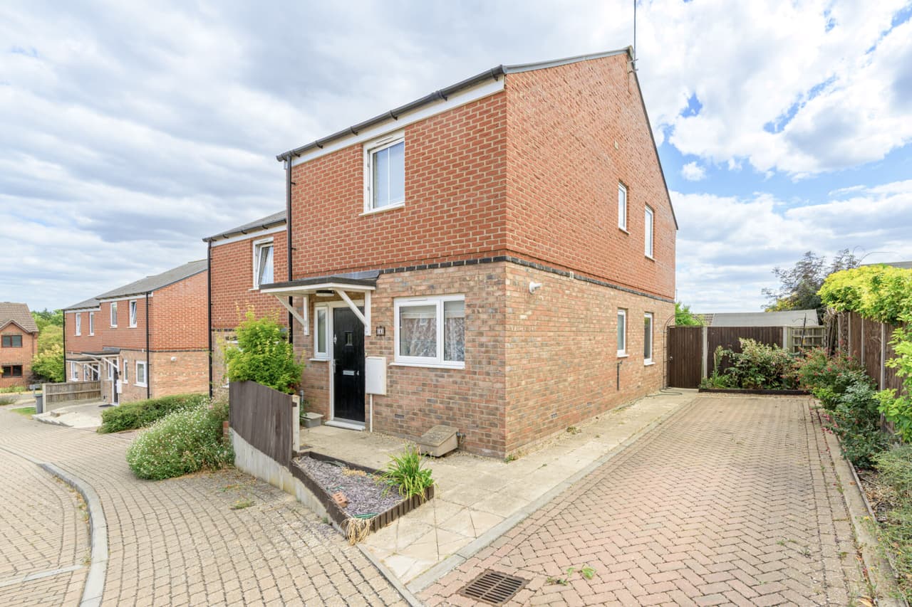 Roman Close, Great Blakenham