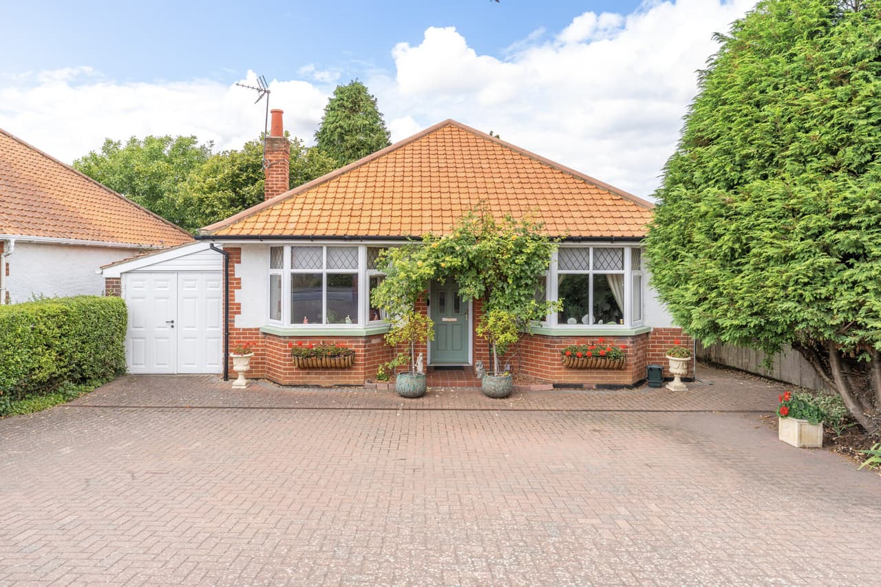 North Walsham Road, Sprowston