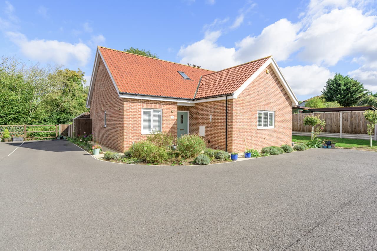Willow Lane, Banham
