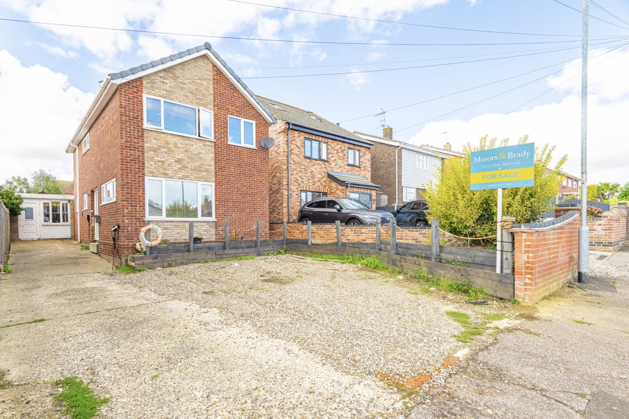 Rock Road, Oulton Broad North