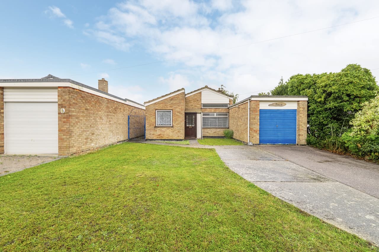 Avocet Close, Oulton Broad South