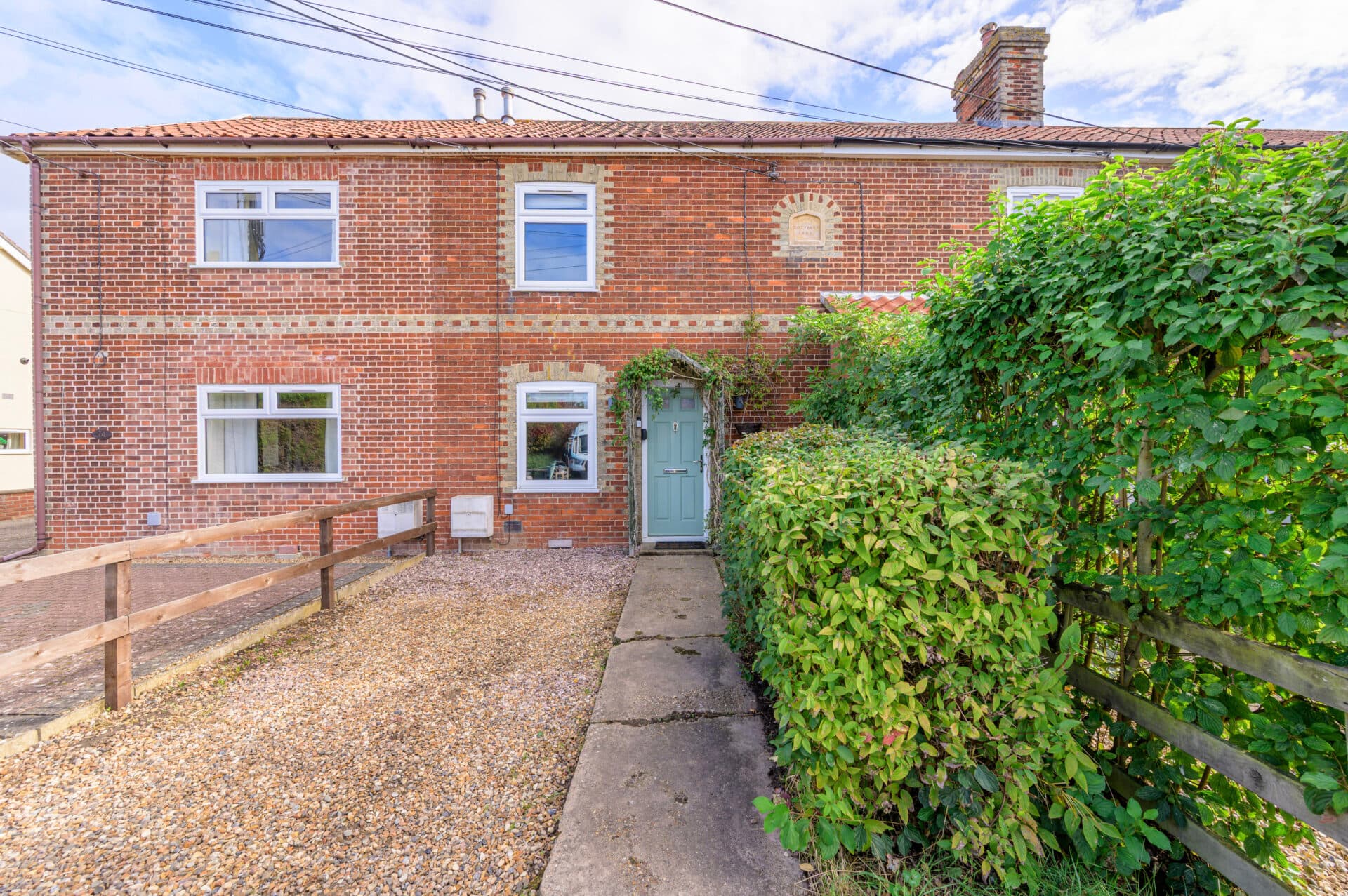 Louies Lane, Roydon