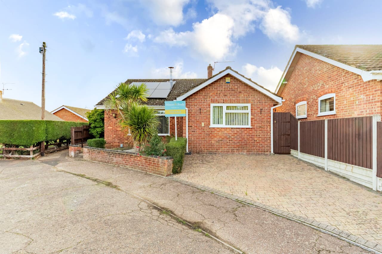 Meadow Close, New Costessey, NR5