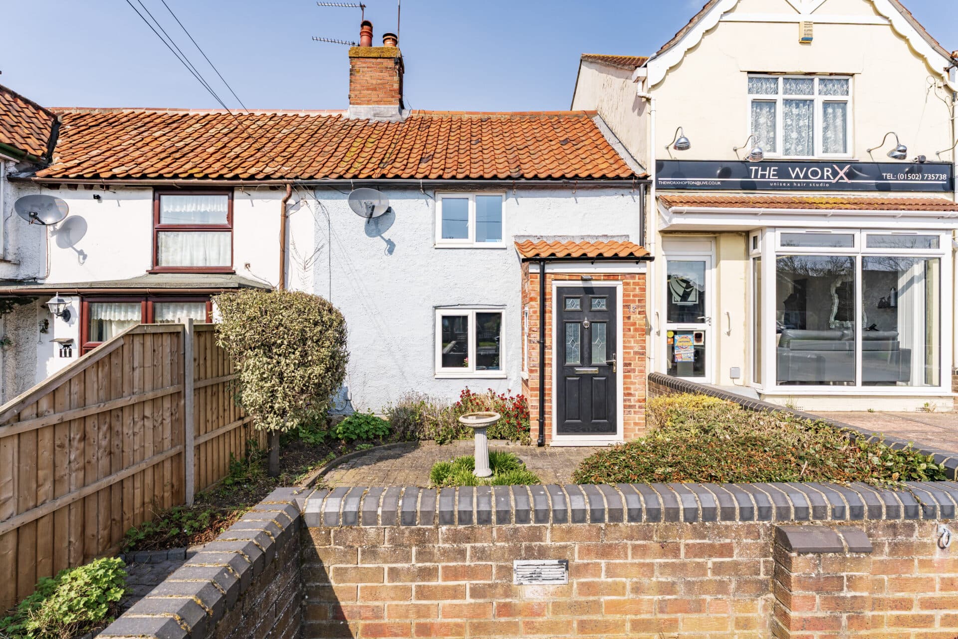 Station Road, Hopton