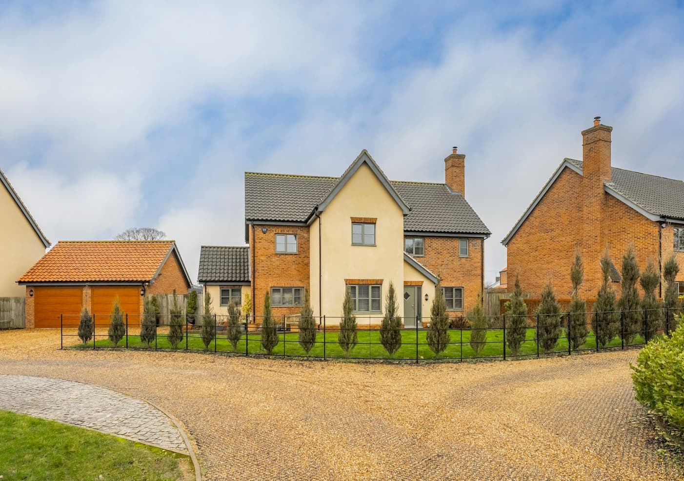 Hawthorn Drive, Bergh Apton