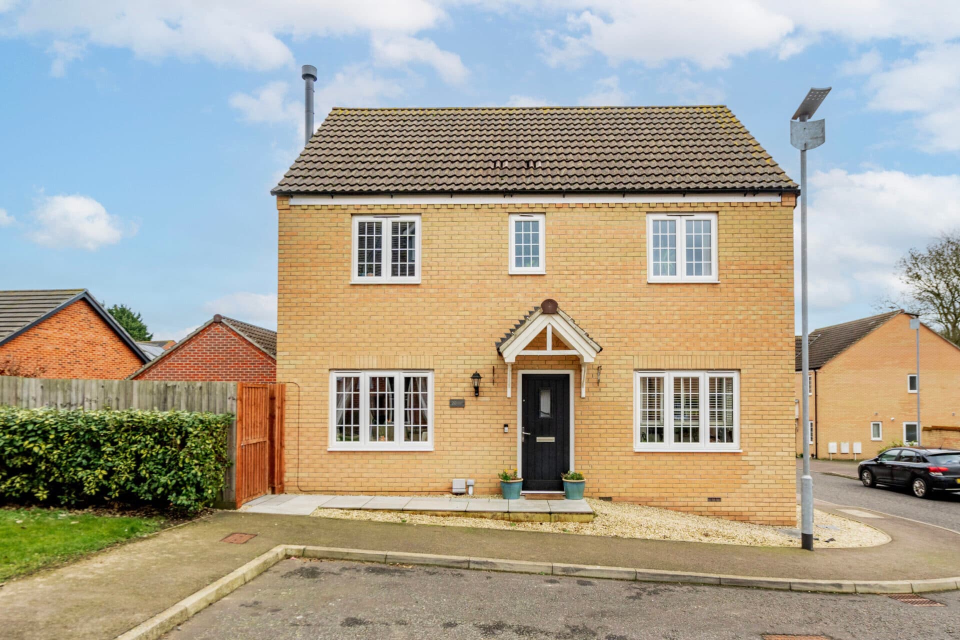 Willow Close, Brundall