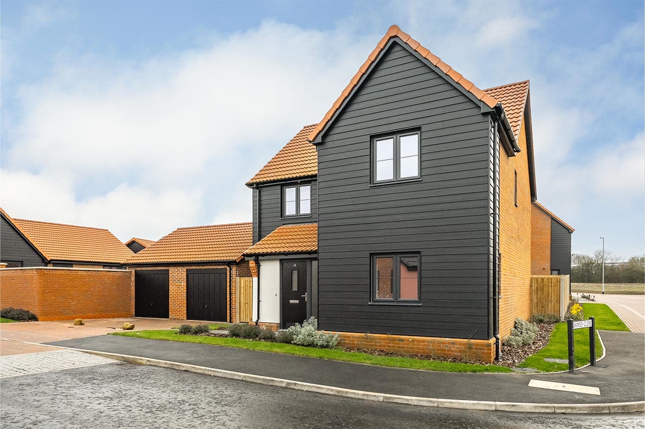 In the heart of <span style="color:hsl(50,78%,52%);"><i>Suffolk</span></i>