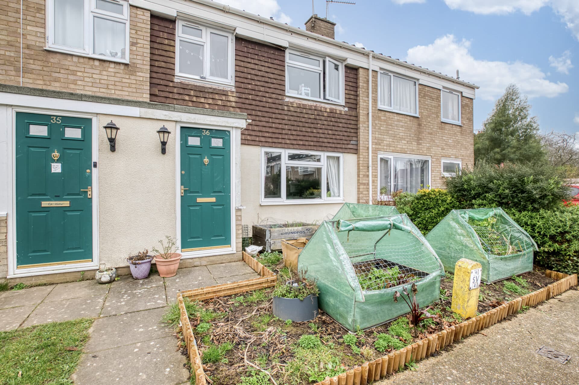 Hoveton Place, Badersfield