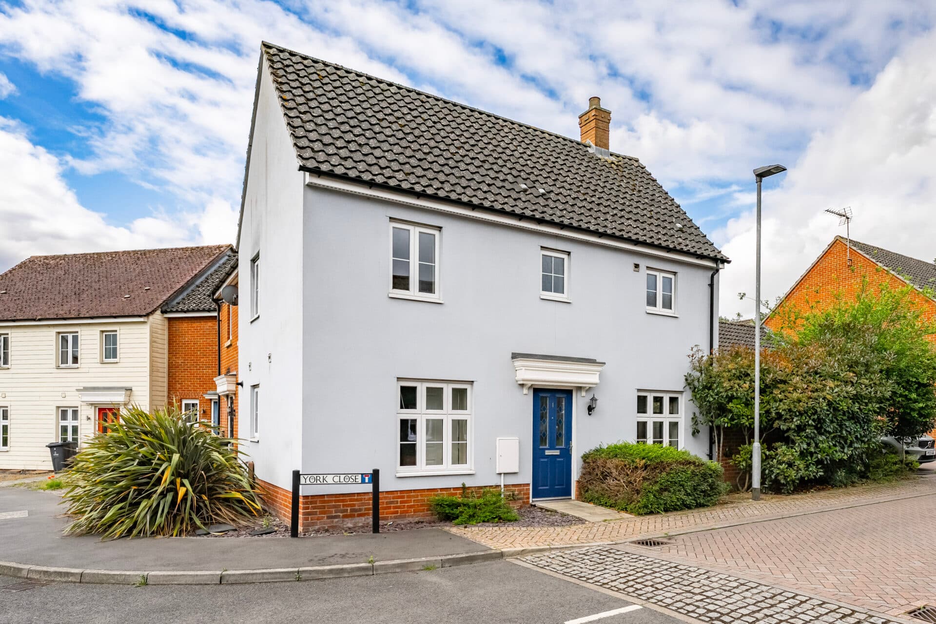 York Close, Carbrooke