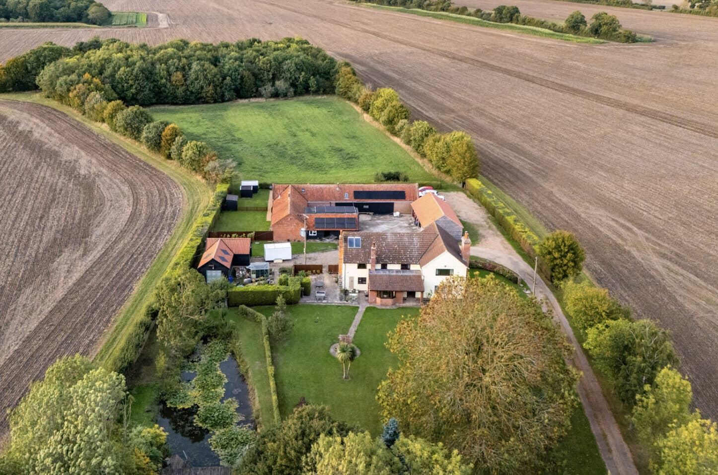 <span style="color:hsl(186, 24%, 61%); font-family: 'Times New Roman', Times, serif;">Bethel Farm,<br>Thorpe Abbotts</span>