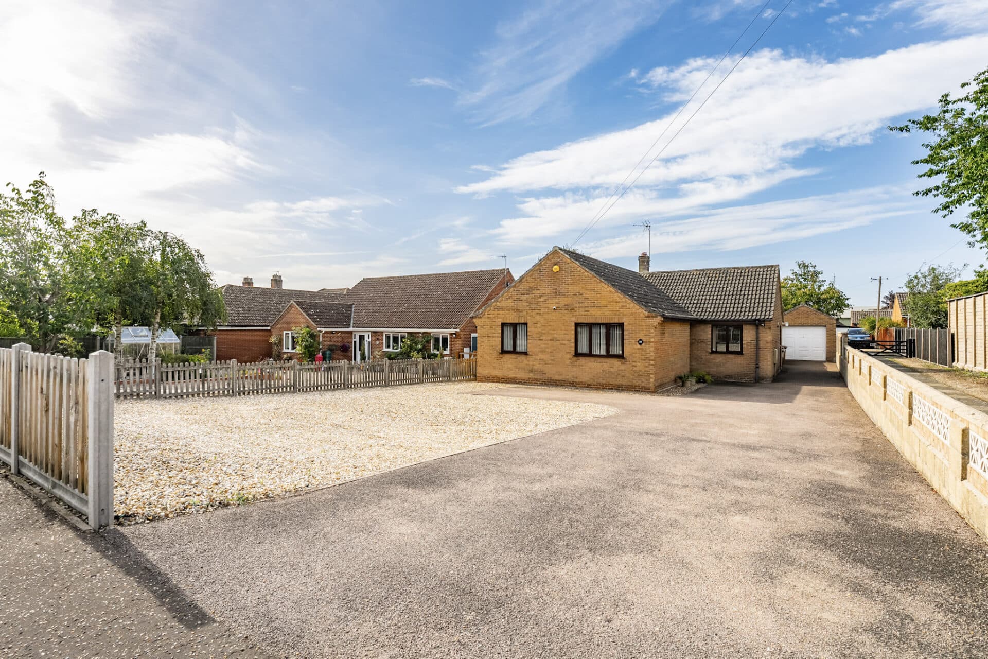 New North Road, Attleborough