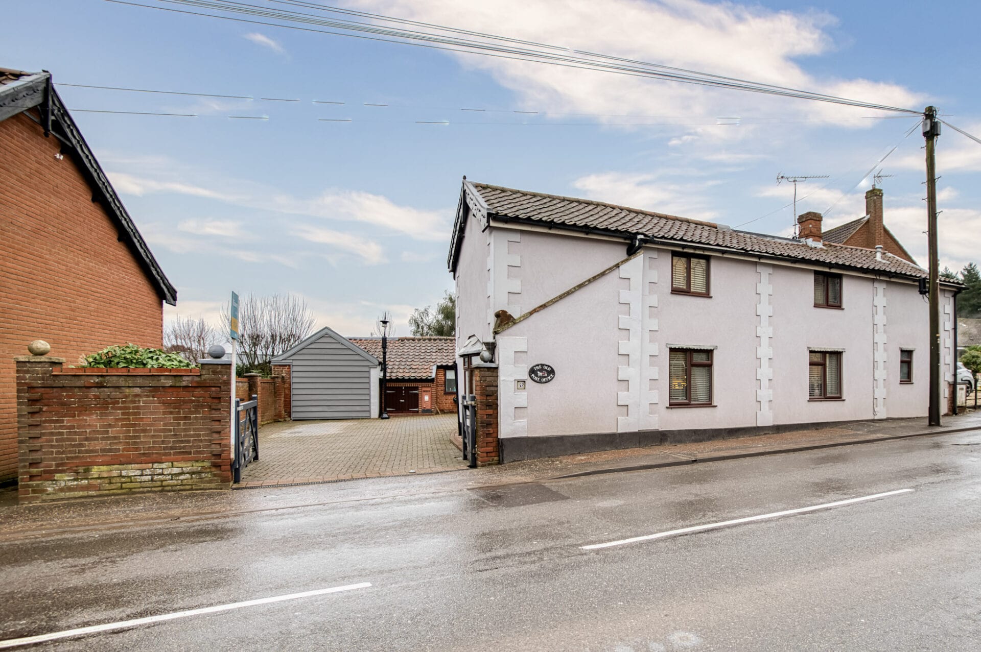 Holt Rd 3 bed detached house for sale in Holt Road, Horsford | Minors&Brady